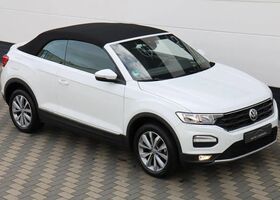 Фольксваген Ти-Рок 2020 в Европе на Automoto.ua Белый Фольксваген Ти-Рок, объемом двигателя 1 л и пробегом 23 тыс. км за 28924 $, фото 1 на Automoto.ua