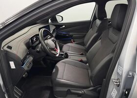 Фольксваген ID.4 2023 в Европе на Automoto.ua Серый Фольксваген ID.4, объемом двигателя 0 л и пробегом 19 тыс. км за 46732 $, фото 7 на Automoto.ua