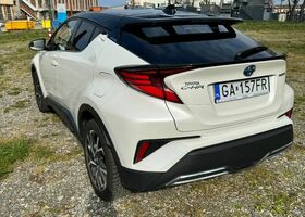 Тойота C-HR, объемом двигателя 1.99 л и пробегом 87 тыс. км за 21166 $, фото 1 на Automoto.ua