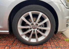 Фольксваген Гольф 2015 у Європі на Automoto.ua Сірий Фольксваген Гольф, об'ємом двигуна 1.2 л та пробігом 100 тис. км за 12263 $, фото 9 на Automoto.ua