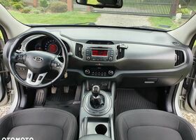 Киа Sportage, объемом двигателя 1.59 л и пробегом 173 тыс. км за 9438 $, фото 10 на Automoto.ua