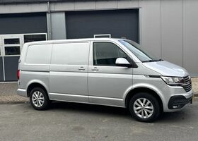 Фольксваген T6.1 Transporter 2021 у Європі на Automoto.ua Срібний Фольксваген T6.1 Transporter, об'ємом двигуна 1.97 л та пробігом 97188 тис. км за 21720 $, фото 1 на Automoto.ua