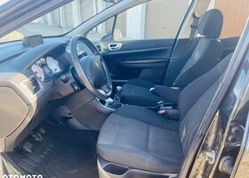 Пежо 307, объемом двигателя 1.59 л и пробегом 200 тыс. км за 2570 $, фото 12 на Automoto.ua