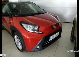 Тойота Aygo X, об'ємом двигуна 1 л та пробігом 391 тис. км за 15745 $, фото 4 на Automoto.ua