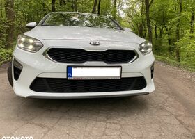 Киа Сид, объемом двигателя 1.37 л и пробегом 61 тыс. км за 12721 $, фото 3 на Automoto.ua