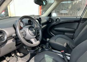 Белый Мини Cooper Countryman, объемом двигателя 1.6 л и пробегом 88 тыс. км за 13871 $, фото 5 на Automoto.ua