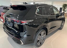 Фольксваген Тігуан 2025 у Європі на Automoto.ua Чорний Фольксваген Тігуан, об'ємом двигуна 1.5 л та пробігом 35 тис. км за 69165 $, фото 3 на Automoto.ua