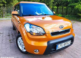 Кіа Soul, об'ємом двигуна 1.59 л та пробігом 117 тис. км за 5054 $, фото 13 на Automoto.ua