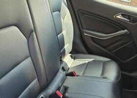 Мерседес ГЛА-Класс 2017 в Европе на Automoto.ua Серый Мерседес ГЛА-Класс, объемом двигателя 1 л и пробегом 154 тыс. км за 17434 $, фото 19 на Automoto.ua