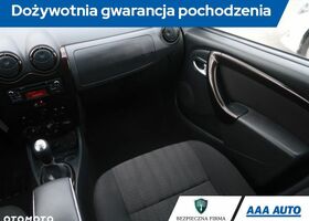 Дачия Duster, объемом двигателя 1.6 л и пробегом 132 тыс. км за 6263 $, фото 8 на Automoto.ua