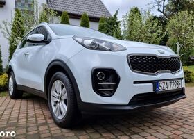 Киа Sportage, объемом двигателя 1.69 л и пробегом 147 тыс. км за 14449 $, фото 4 на Automoto.ua