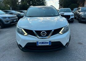 Ніссан Кашкай 2015 у Європі на Automoto.ua Білий Ніссан Кашкай, об'ємом двигуна 1.46 л та пробігом 149 тис. км за 7900 $, фото 2 на Automoto.ua