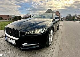 Ягуар XE, объемом двигателя 2 л и пробегом 161 тыс. км за 16177 $, фото 2 на Automoto.ua