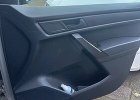 Фольксваген Кадди 2016 в Европе на Automoto.ua Белый Фольксваген Кадди, объемом двигателя 1.97 л и пробегом 183 тыс. км за 10437 $, фото 13 на Automoto.ua