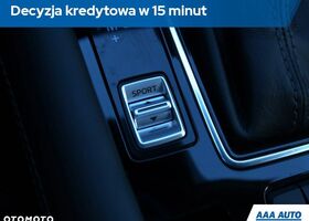 Мазда 6, об'ємом двигуна 2 л та пробігом 68 тис. км за 21598 $, фото 18 на Automoto.ua