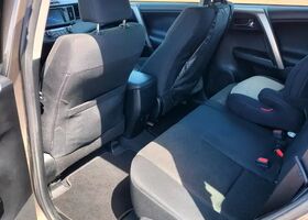 Тойота РАВ 4 2016 в Европе на Automoto.ua Бронзовый Тойота РАВ 4, объемом двигателя 2 л и пробегом 143 тыс. км за 17988 $, фото 5 на Automoto.ua