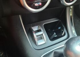 Альфа Ромео Джульетта 2012 в Европе на Automoto.ua Красный Альфа Ромео Джульетта, объемом двигателя 1 л и пробегом 243 тыс. км за 7628 $, фото 26 на Automoto.ua