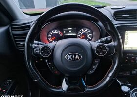 Кіа Soul, об'ємом двигуна 1.59 л та пробігом 85 тис. км за 12937 $, фото 32 на Automoto.ua