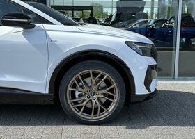 Ауді Q4, об'ємом двигуна 0 л та пробігом 5 тис. км за 74060 $, фото 4 на Automoto.ua