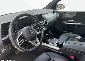 Мерседес Б-класс 2019 в Европе на Automoto.ua Белый Мерседес Б-класс, объемом двигателя 1 л и пробегом 72 тыс. км за 24189 $, фото 10 на Automoto.ua