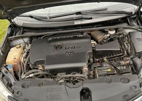 Тойота Авенсис, объемом двигателя 2 л и пробегом 247 тыс. км за 6652 $, фото 8 на Automoto.ua