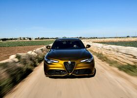 Обзор нового автомобиля Alfa Romeo Giulia 2021 с фото и видео