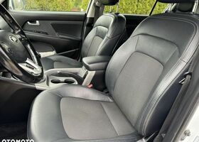 Киа Sportage, объемом двигателя 2 л и пробегом 215 тыс. км за 10778 $, фото 39 на Automoto.ua