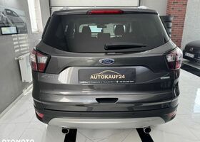 Форд Куга, объемом двигателя 1.5 л и пробегом 150 тыс. км за 13931 $, фото 6 на Automoto.ua