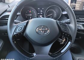 Тойота C-HR, об'ємом двигуна 1.2 л та пробігом 24 тис. км за 19438 $, фото 4 на Automoto.ua