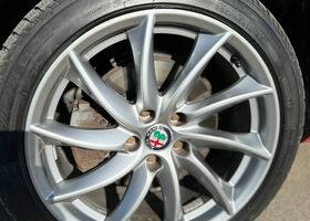Альфа Ромео Giulietta 2012 у Європі на Automoto.ua Червоний Альфа Ромео Giulietta, об'ємом двигуна 1 л та пробігом 146 тис. км за 7482 $, фото 22 на Automoto.ua