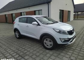 Кіа Sportage, об'ємом двигуна 2 л та пробігом 230 тис. км за 11987 $, фото 6 на Automoto.ua