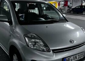 Сірий Дайхатсу Sirion, об'ємом двигуна 1.3 л та пробігом 75 тис. км за 3118 $, фото 2 на Automoto.ua