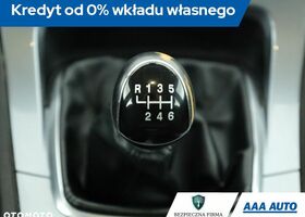 Форд Мондео, объемом двигателя 2 л и пробегом 268 тыс. км за 3888 $, фото 12 на Automoto.ua