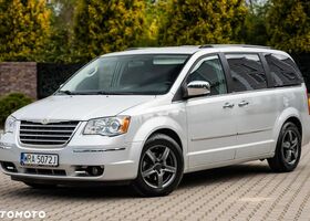 Крайслер Grand Voyager, об'ємом двигуна 2.77 л та пробігом 258 тис. км за 7538 $, фото 1 на Automoto.ua