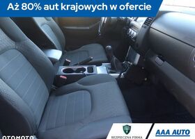 Ніссан Навара, об'ємом двигуна 2.49 л та пробігом 95 тис. км за 13607 $, фото 9 на Automoto.ua