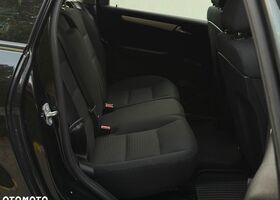 Мерседес Б-класс 2007 в Европе на Automoto.ua Черный Мерседес Б-класс, объемом двигателя 1 л и пробегом 284 тыс. км за 3124 $, фото 5 на Automoto.ua