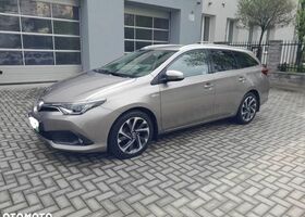 Тойота Аурис, объемом двигателя 1.6 л и пробегом 143 тыс. км за 10778 $, фото 32 на Automoto.ua