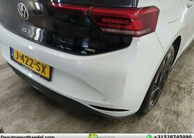 Фольксваген ID.3 2020 в Европе на Automoto.ua Белый Фольксваген ID.3, объемом двигателя 0 л и пробегом 146 тыс. км за 14762 $, фото 20 на Automoto.ua