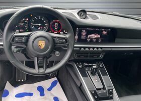 Сірий Порше 911, об'ємом двигуна 2.98 л та пробігом 15 тис. км за 160799 $, фото 8 на Automoto.ua