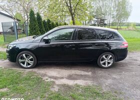 Пежо 308, объемом двигателя 1.2 л и пробегом 72 тыс. км за 8186 $, фото 6 на Automoto.ua