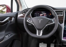 Tesla Model X 2016 на тест-драйве, фото 9