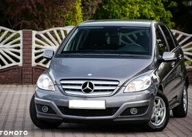 Мерседес Б-класс 2009 в Европе на Automoto.ua Серый Мерседес Б-класс, объемом двигателя 1 л и пробегом 219 тыс. км за 4819 $, фото 16 на Automoto.ua