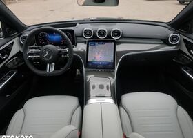 Мерседес Ц-Клас 2025 у Європі на Automoto.ua Сірий Мерседес Ц-Клас, об'ємом двигуна 1 л та пробігом 5 тис. км за 73463 $, фото 9 на Automoto.ua