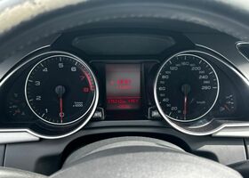 Сірий Ауді A5, об'ємом двигуна 1.98 л та пробігом 176 тис. км за 4032 $, фото 6 на Automoto.ua