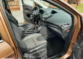 Форд Куга, объемом двигателя 2 л и пробегом 118 тыс. км за 12246 $, фото 19 на Automoto.ua