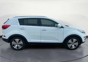 Білий Кіа Sportage, об'ємом двигуна 1.69 л та пробігом 142 тис. км за 12851 $, фото 5 на Automoto.ua