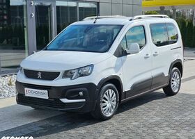 Пежо Rifter, объемом двигателя 1.5 л и пробегом 180 тыс. км за 10302 $, фото 10 на Automoto.ua