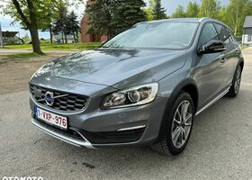 Вольво V60 Cross Country, об'ємом двигуна 1.97 л та пробігом 162 тис. км за 12937 $, фото 2 на Automoto.ua