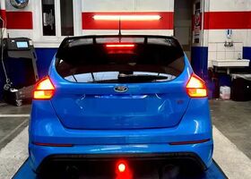 Форд Фокус 2017 в Европе на Automoto.ua Синий Форд Фокус, объемом двигателя 2.3 л и пробегом 27 тыс. км за 38900 $, фото 2 на Automoto.ua
