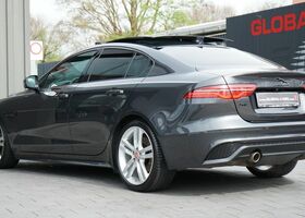 Сірий Ягуар XE, об'ємом двигуна 2 л та пробігом 71 тис. км за 37877 $, фото 1 на Automoto.ua